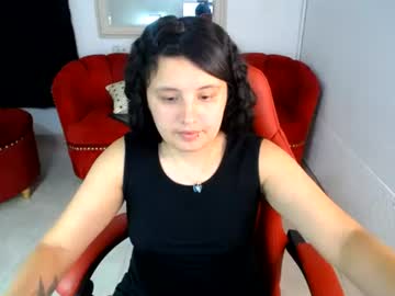 nathaly_low
