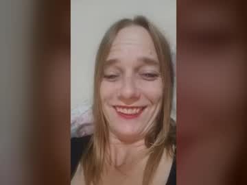 suzannedejong410
