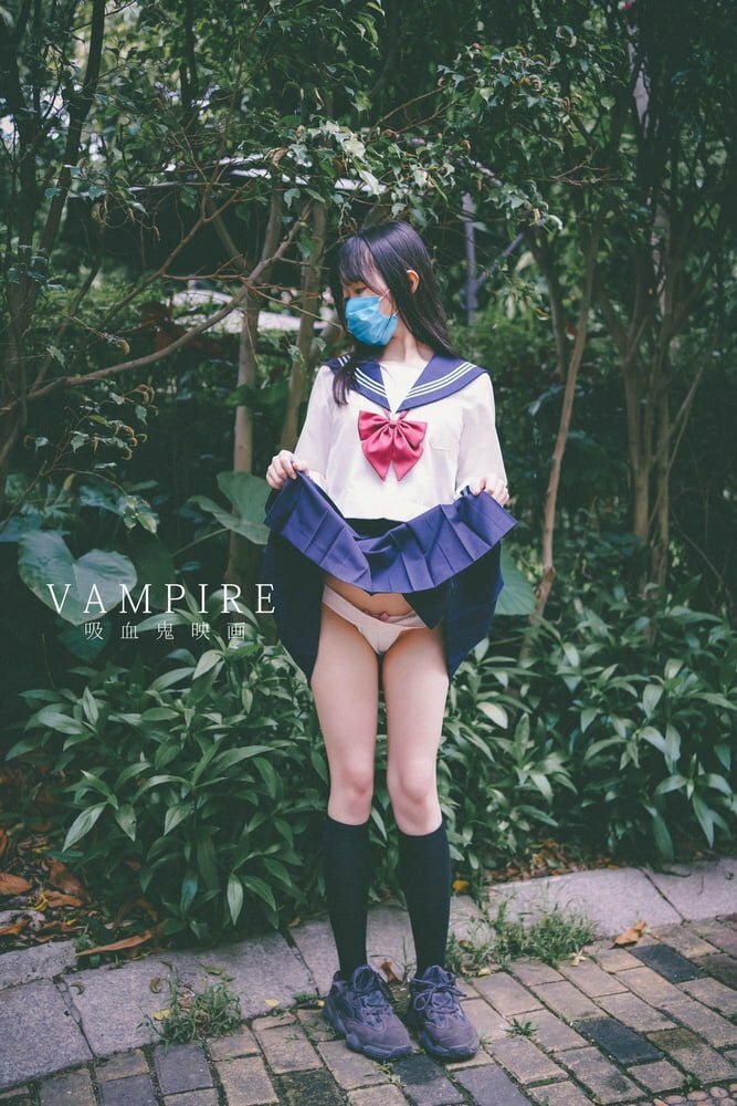 VAMPIRE schoolgirl — 42