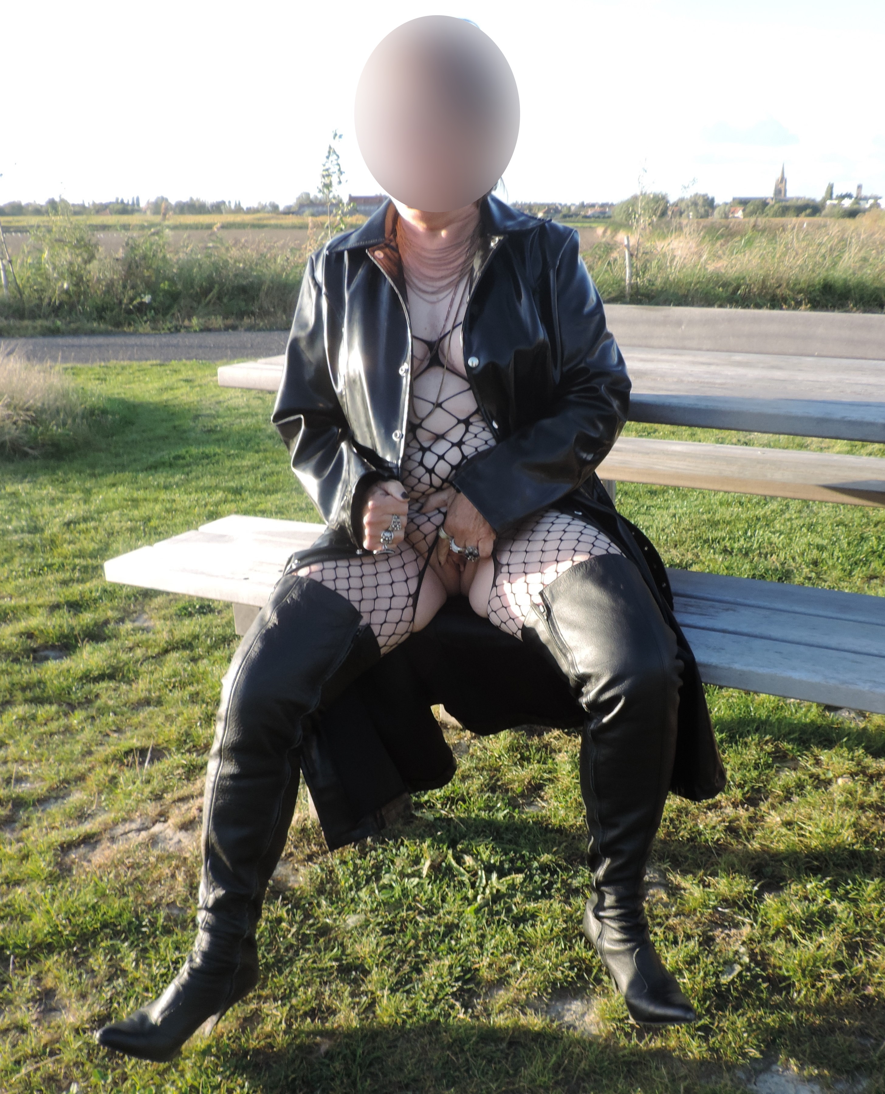 Tine - horny slut outside masturbating — 21