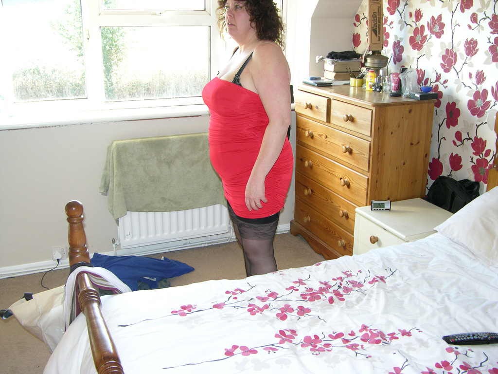 UK wife, Joanne poses 4 Hubby — 49