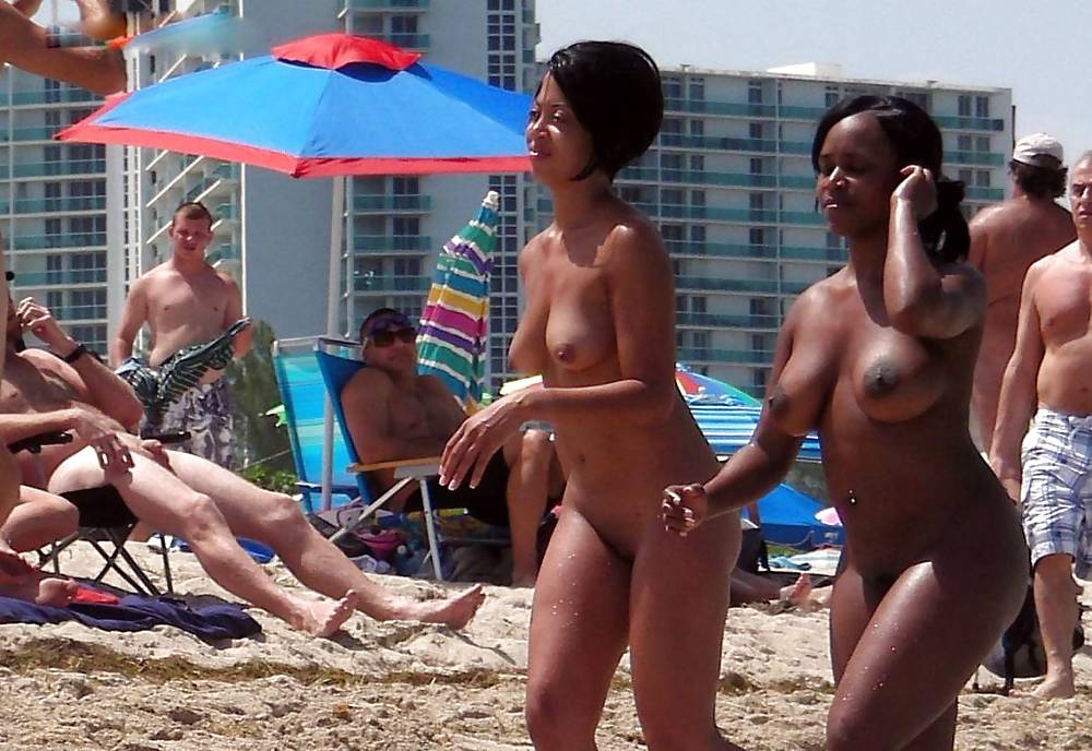 Ebony Nude — 15
