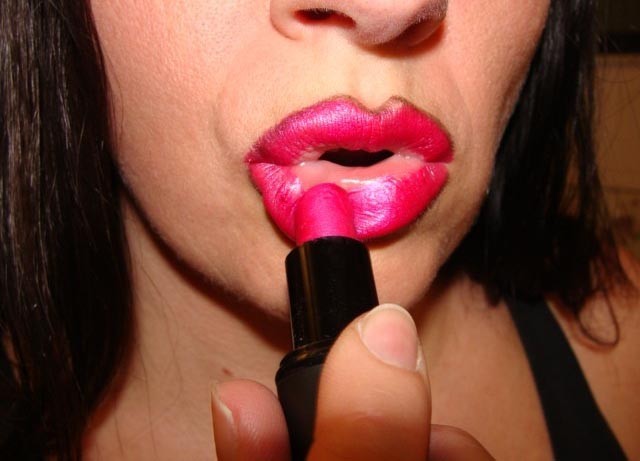 Lipstick Love — 32