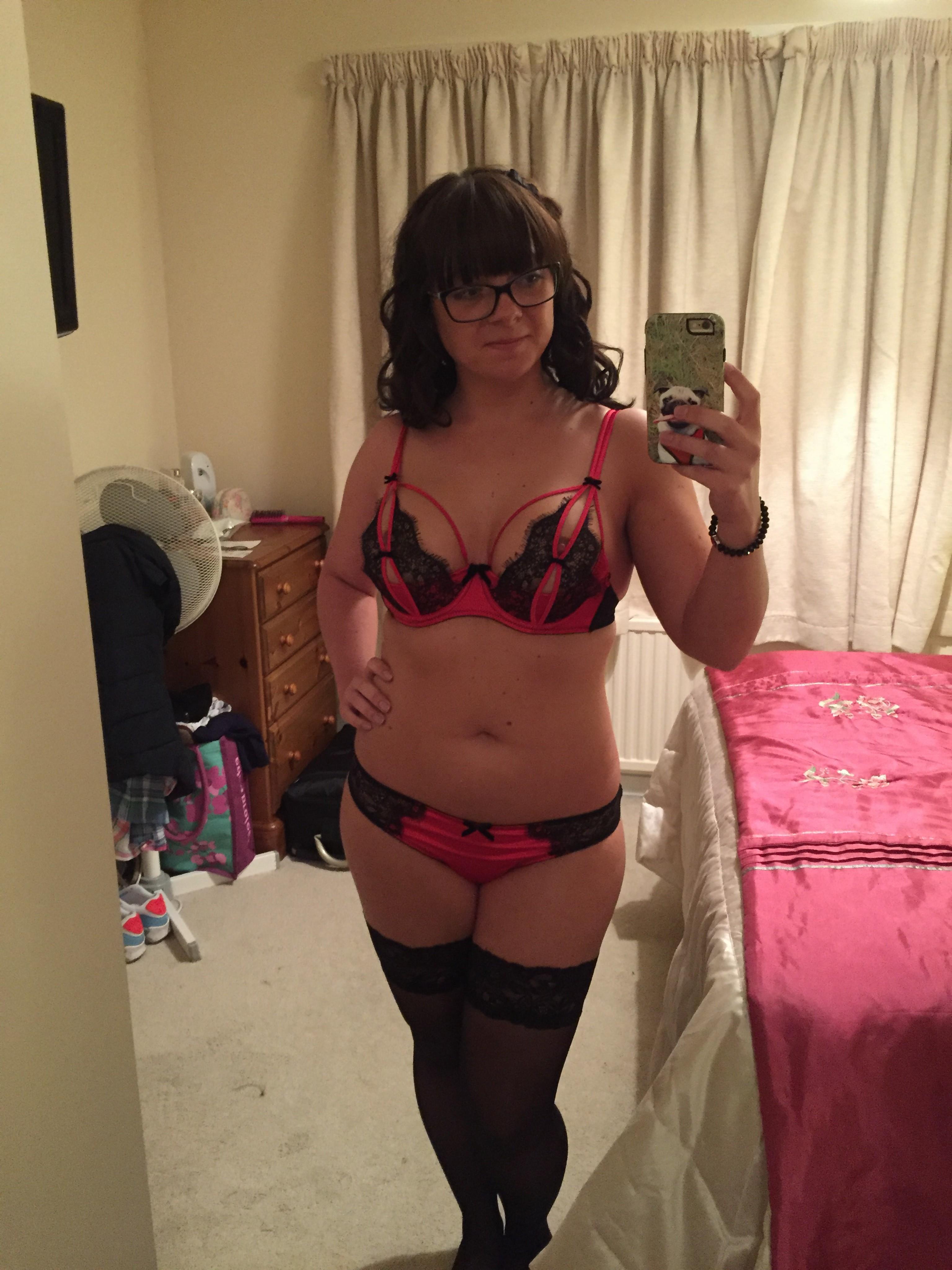 Kinky Brunette Chubby Girlfriend — 25
