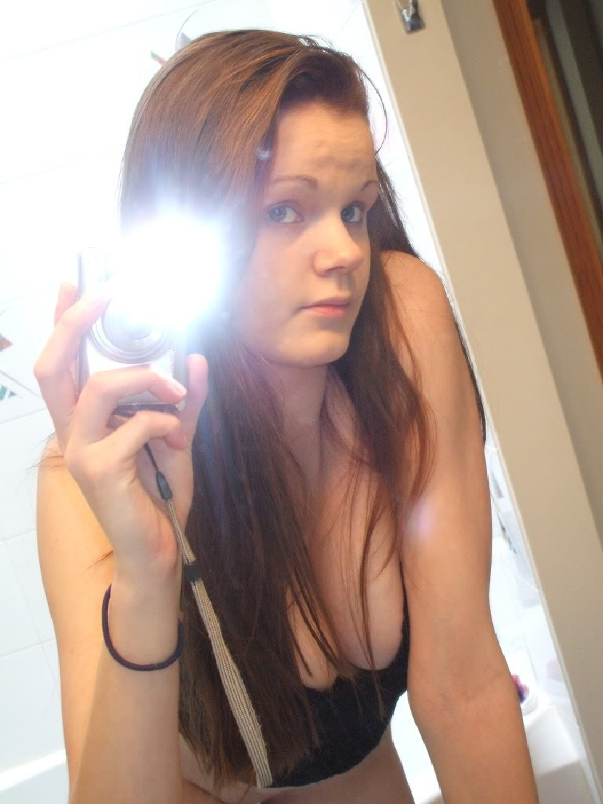 Selfies of a lonely Girl — 16
