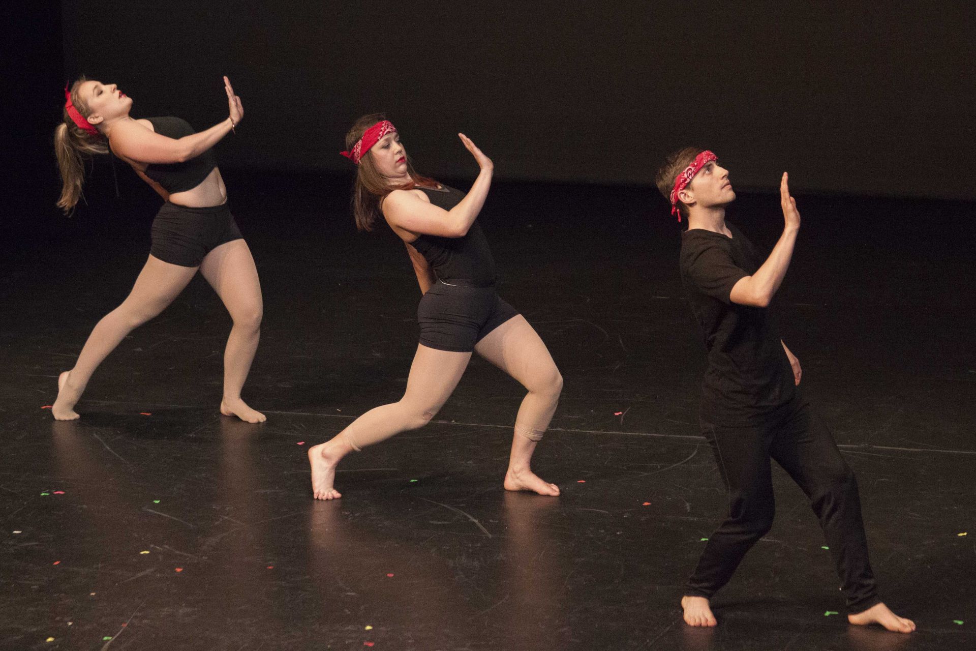 Dancers — 39