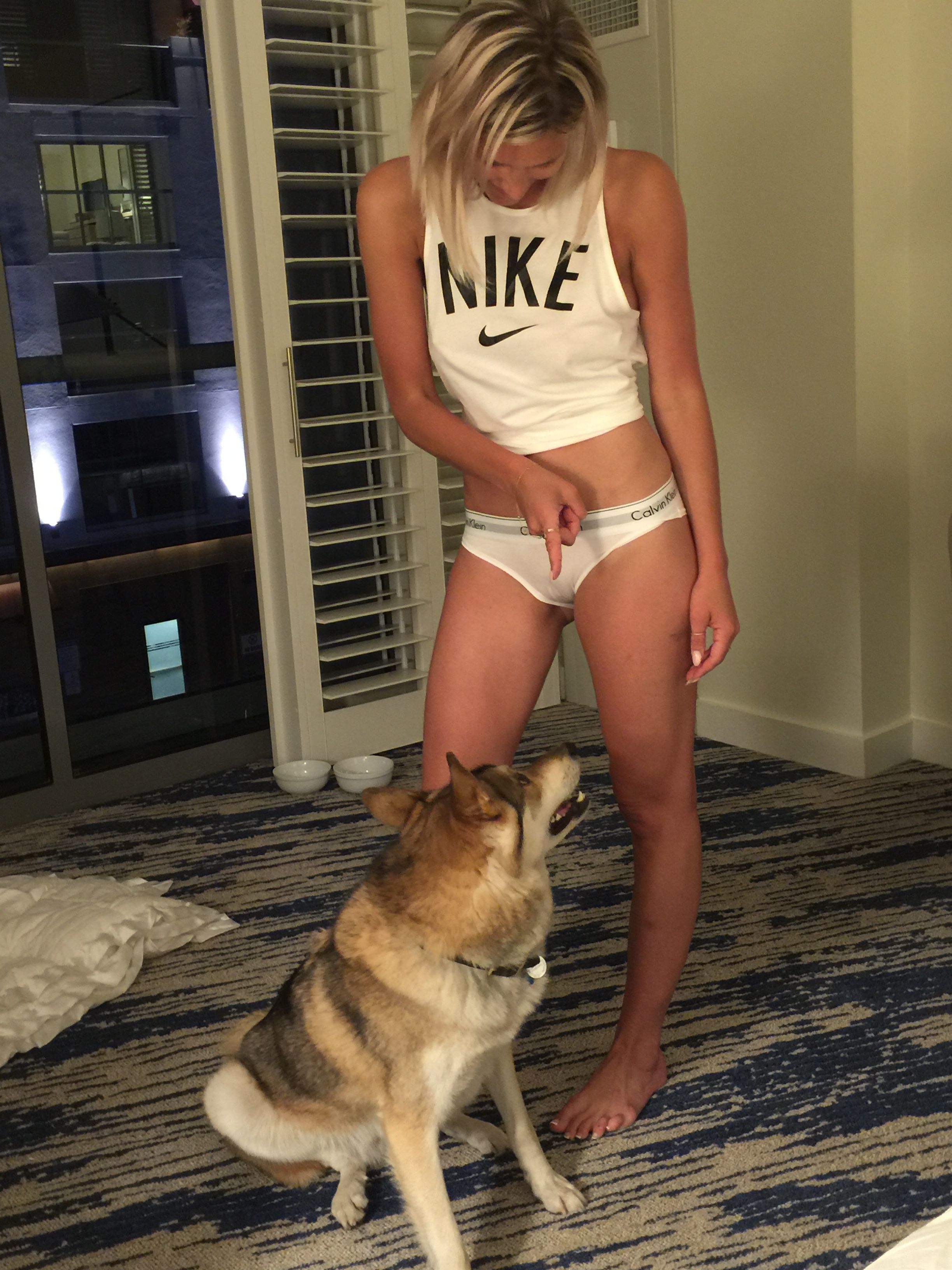 Don't put her name in the comments. Sports celeb — 8