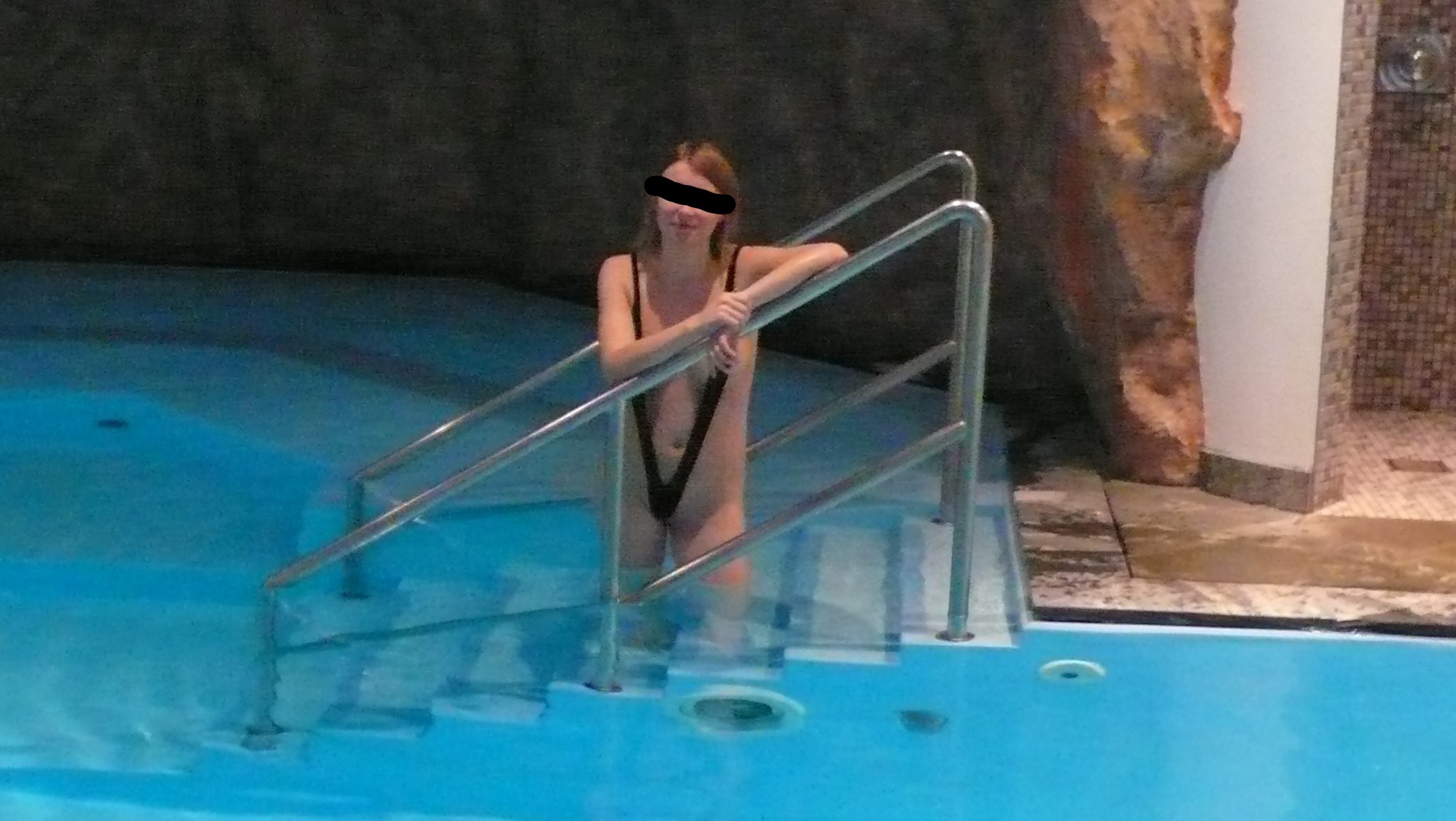 Meeting and more with fans in slingshot-bikini — 5